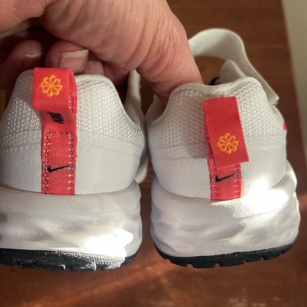 NIKE Revolution Youth Running Sneakers *NEW* Size 12.5, 3 Youth , 1 Youth - Picture 5 of 5